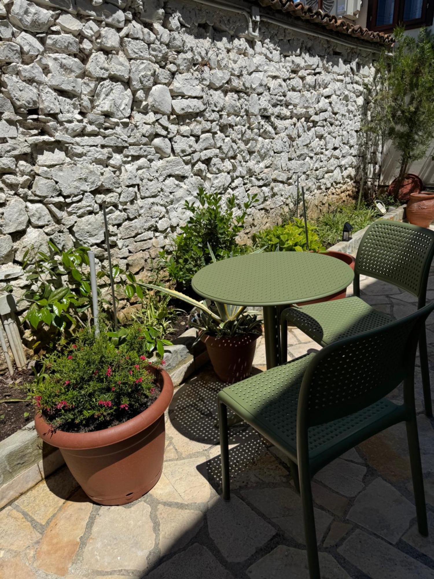 Ana Rest House Hostel Berat Zewnętrze zdjęcie